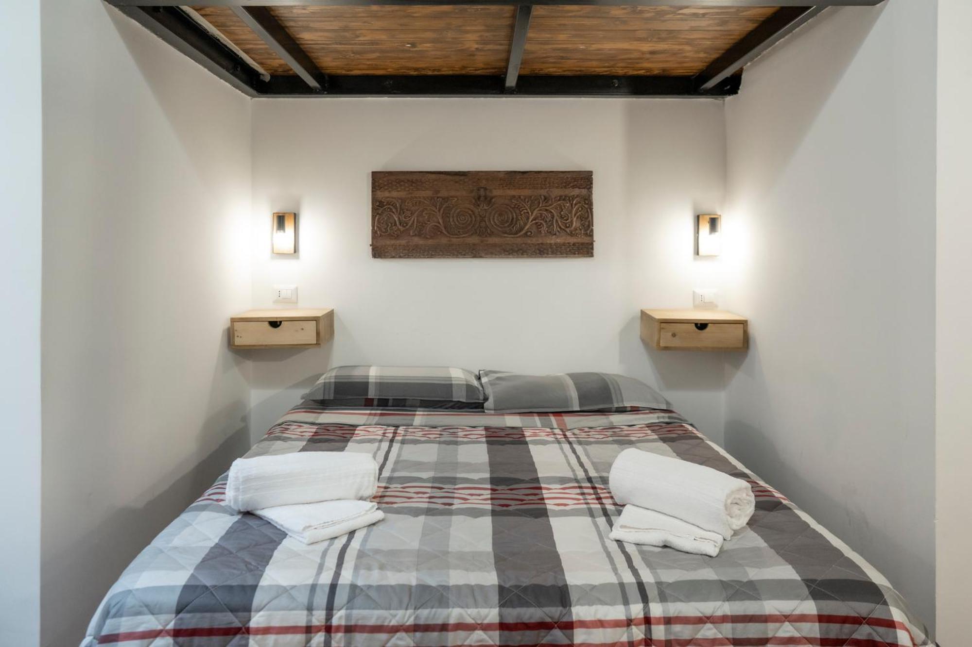 Home Domus Capocci - Rione Monti Róma Kültér fotó