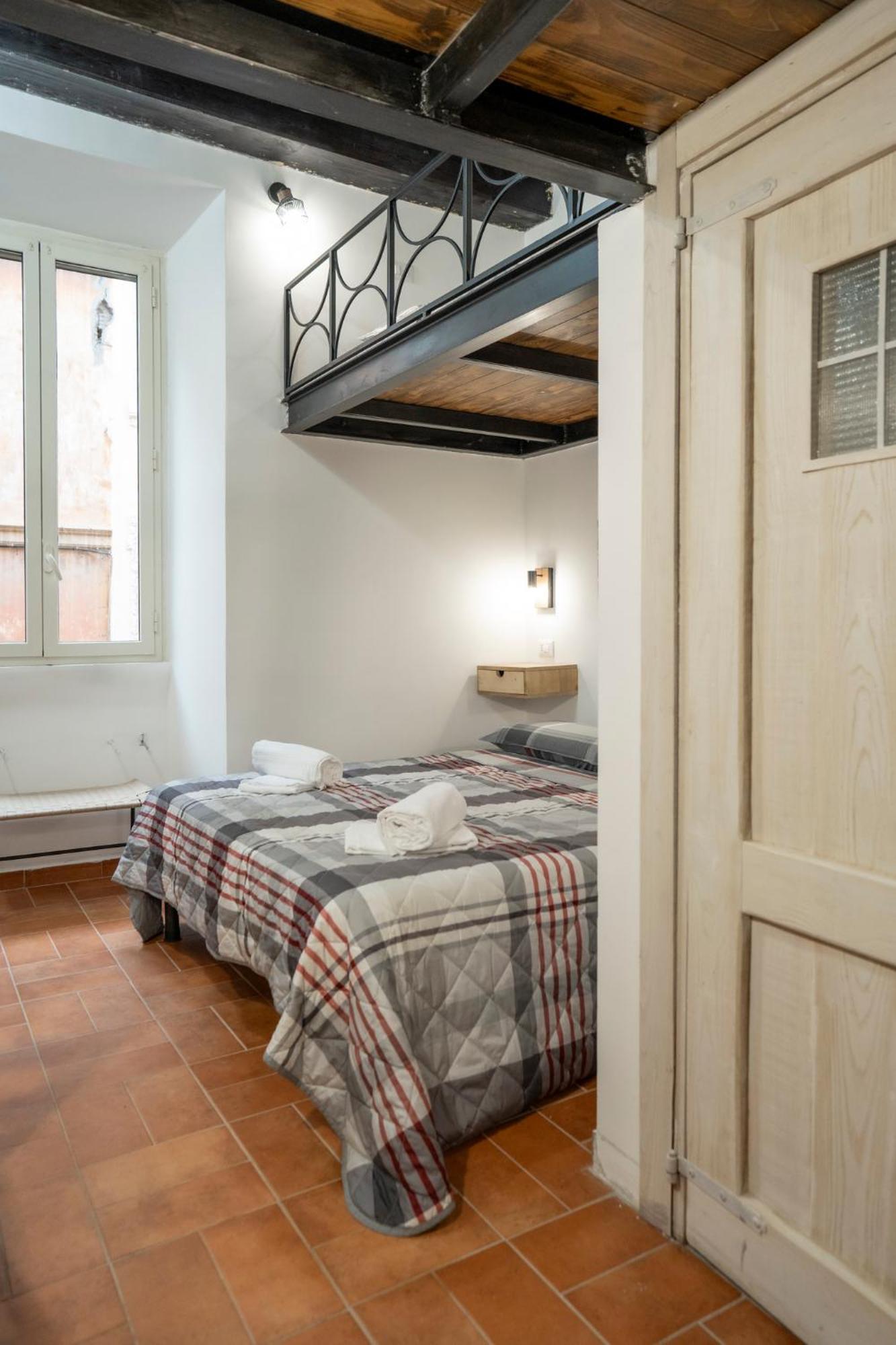 Home Domus Capocci - Rione Monti Róma Kültér fotó
