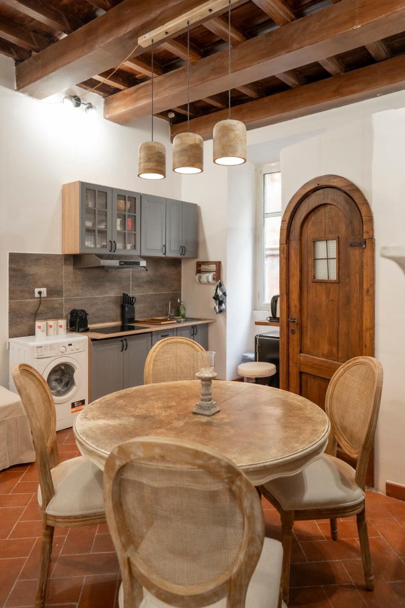Home Domus Capocci - Rione Monti Róma Kültér fotó
