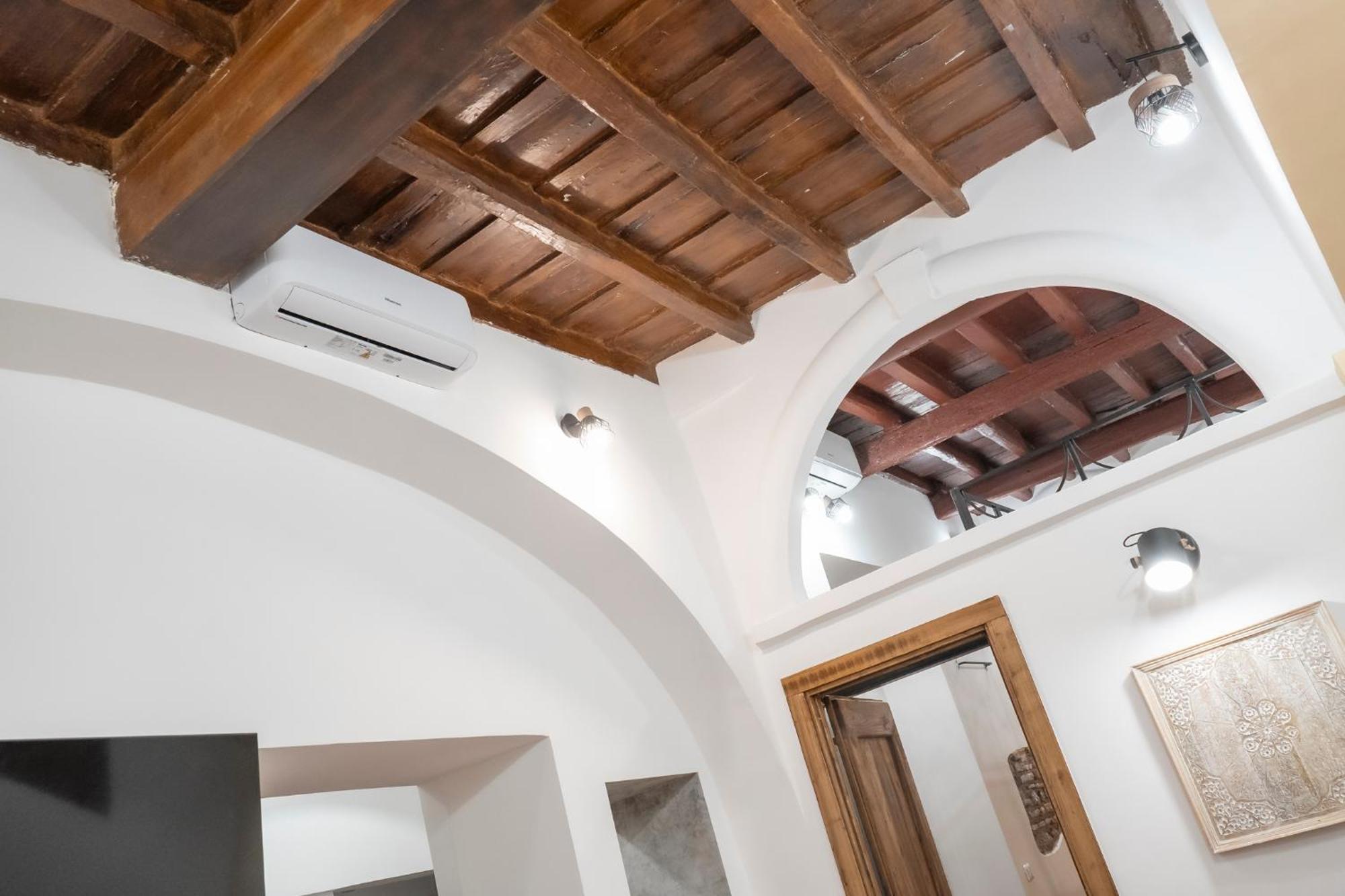 Home Domus Capocci - Rione Monti Róma Kültér fotó